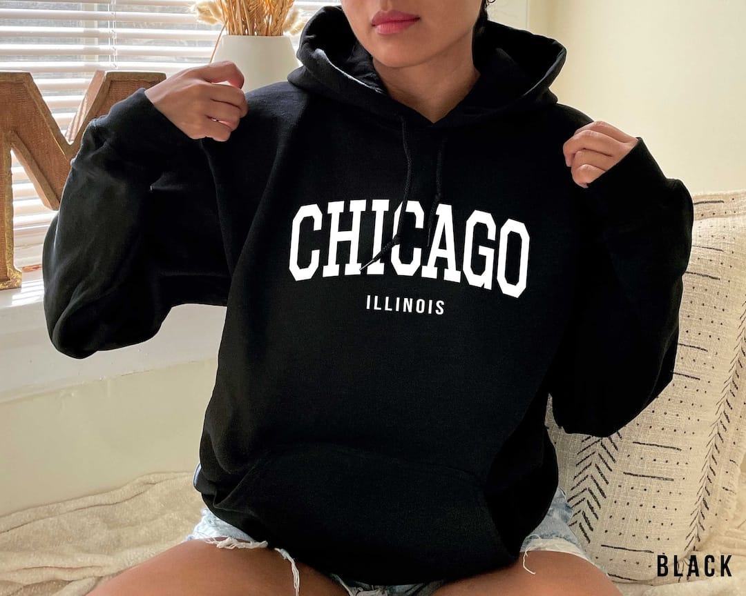 STYLISH CHICAGO HOOD
